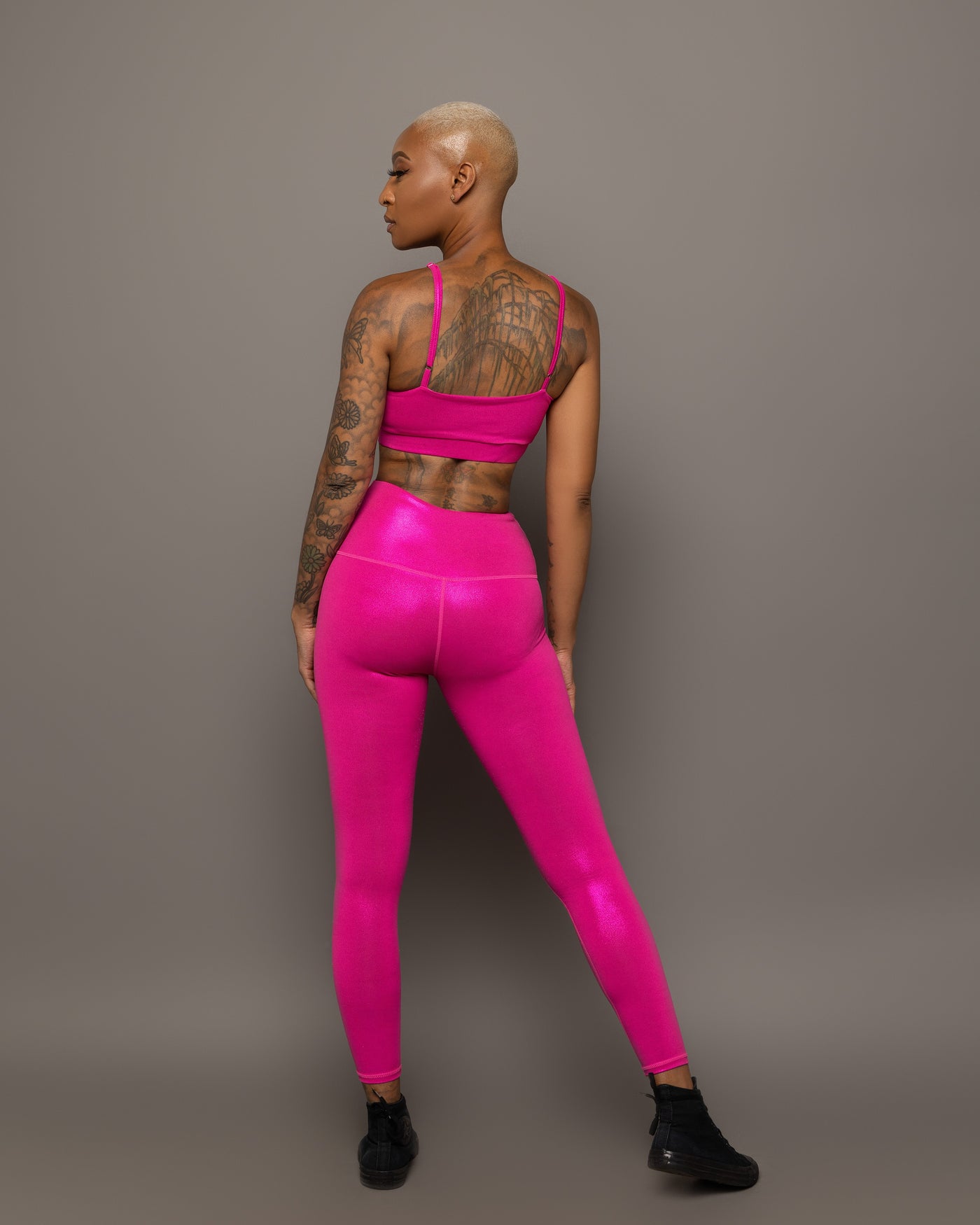 Sweat Pretty X Jalona Breast Cancer Awareness Set